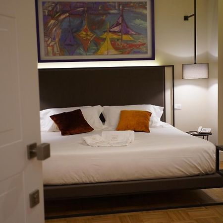 Palazzo Bibbi - Rooms To Live ريجّو دي كالابريا المظهر الخارجي الصورة