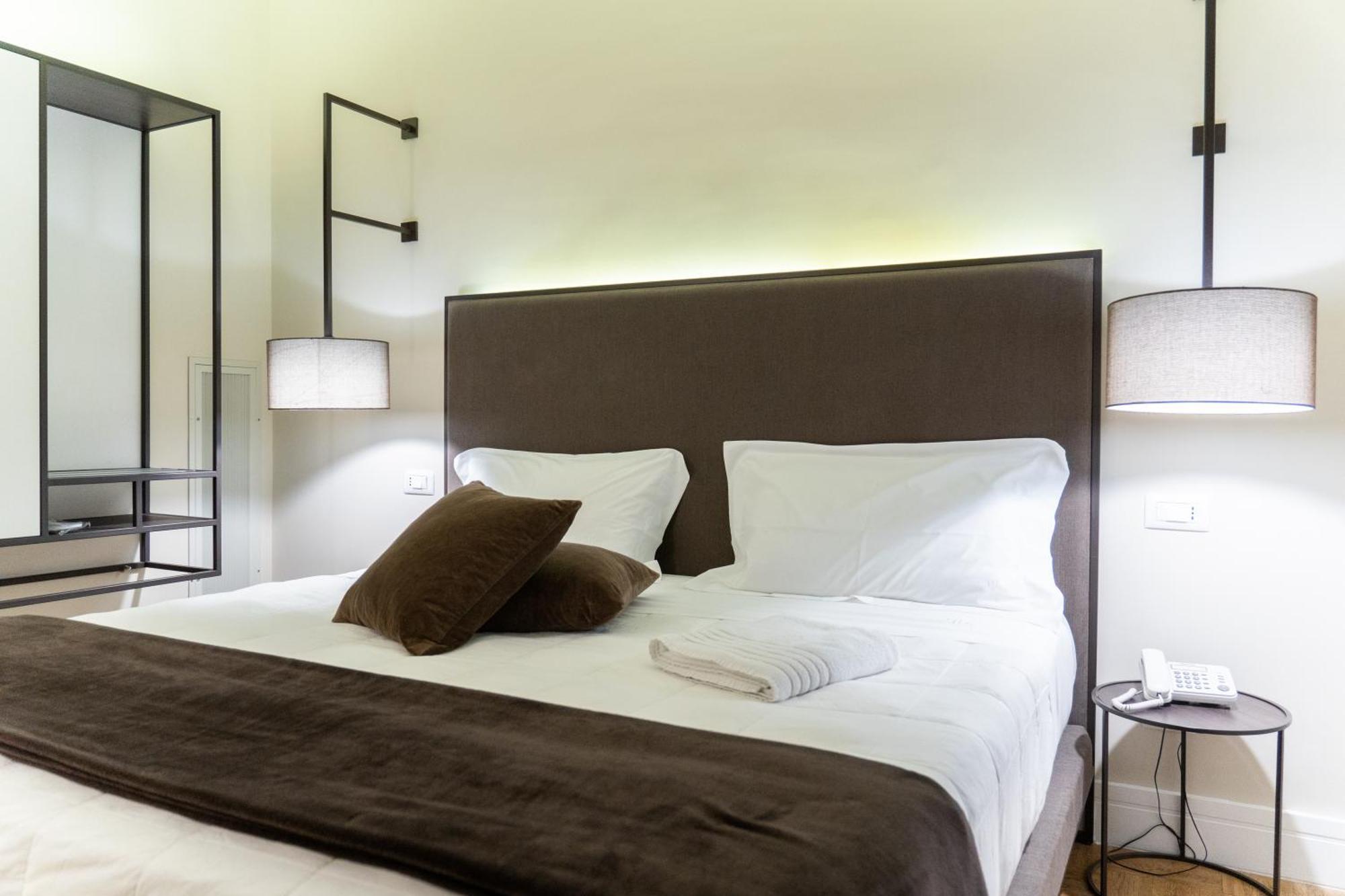 Palazzo Bibbi - Rooms To Live ريجّو دي كالابريا المظهر الخارجي الصورة
