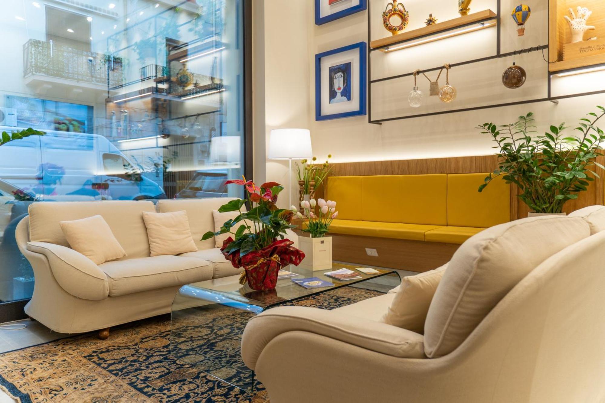Palazzo Bibbi - Rooms To Live ريجّو دي كالابريا المظهر الخارجي الصورة